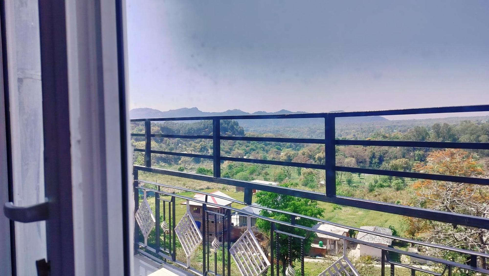 Hotel Binwa View Baijnath Exterior photo